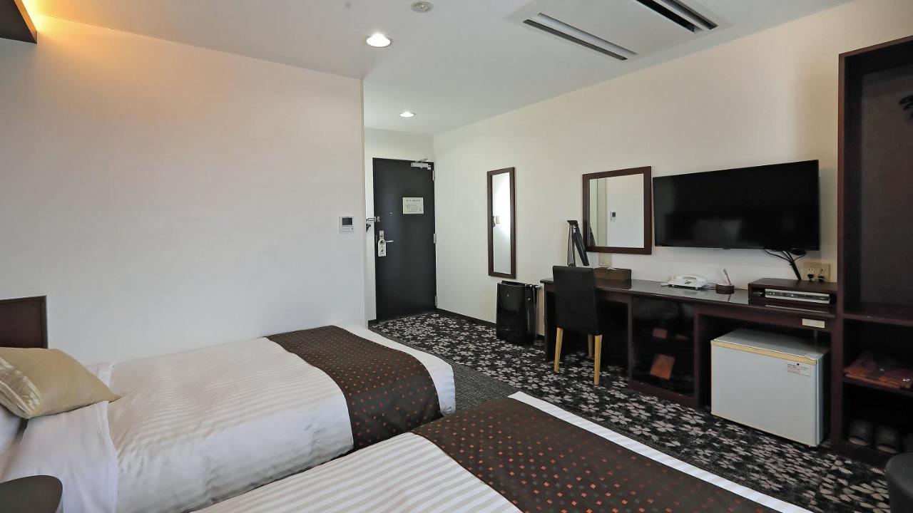 Shinhidaka Hotel Annex Inn מראה חיצוני תמונה