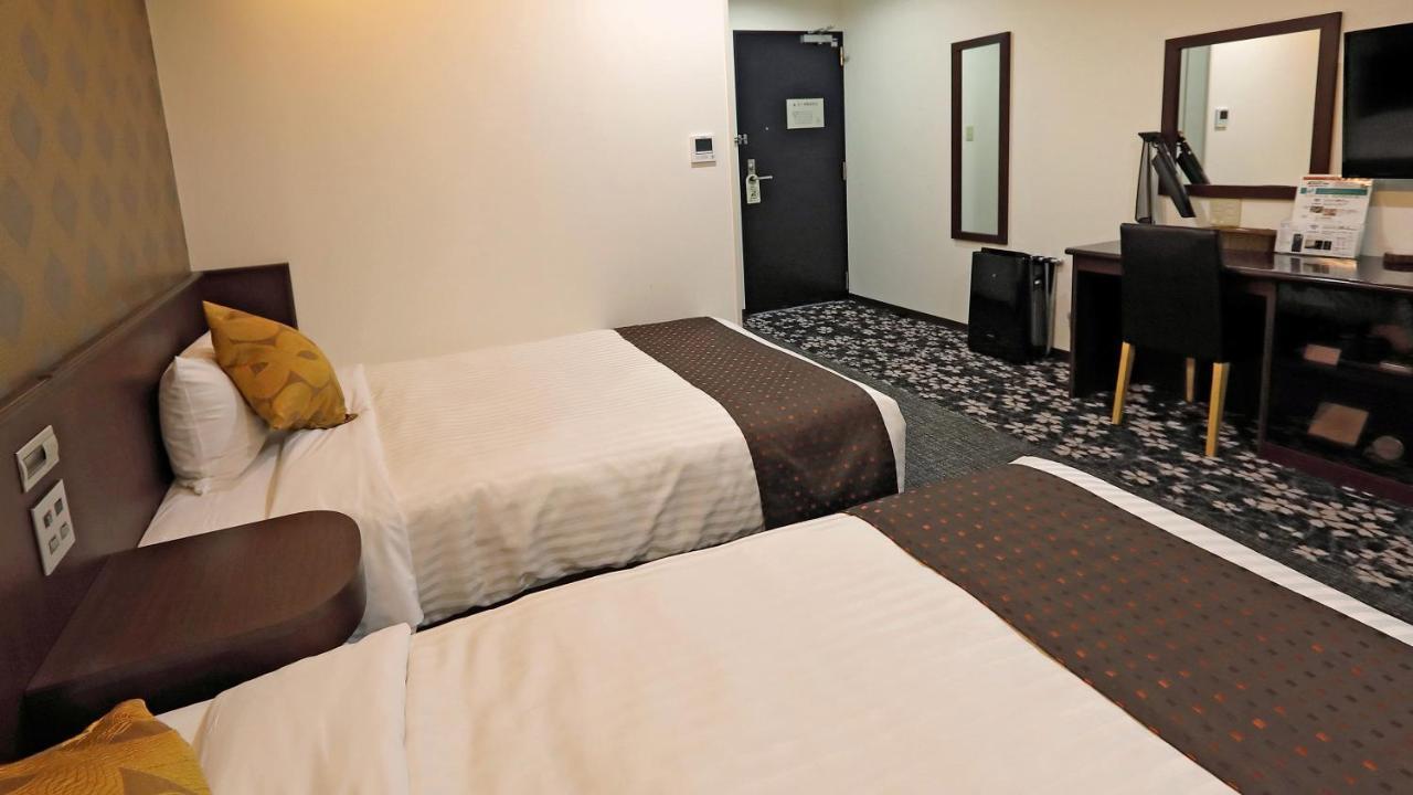 Shinhidaka Hotel Annex Inn מראה חיצוני תמונה