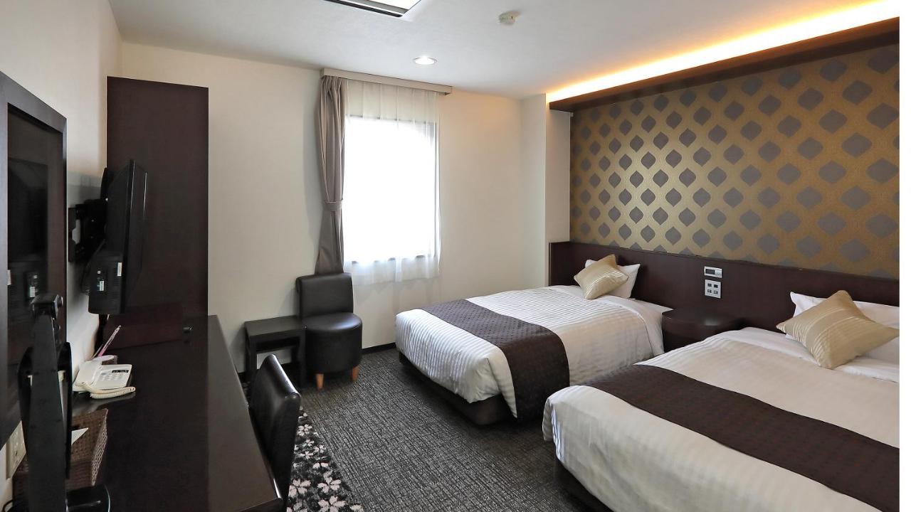 Shinhidaka Hotel Annex Inn מראה חיצוני תמונה