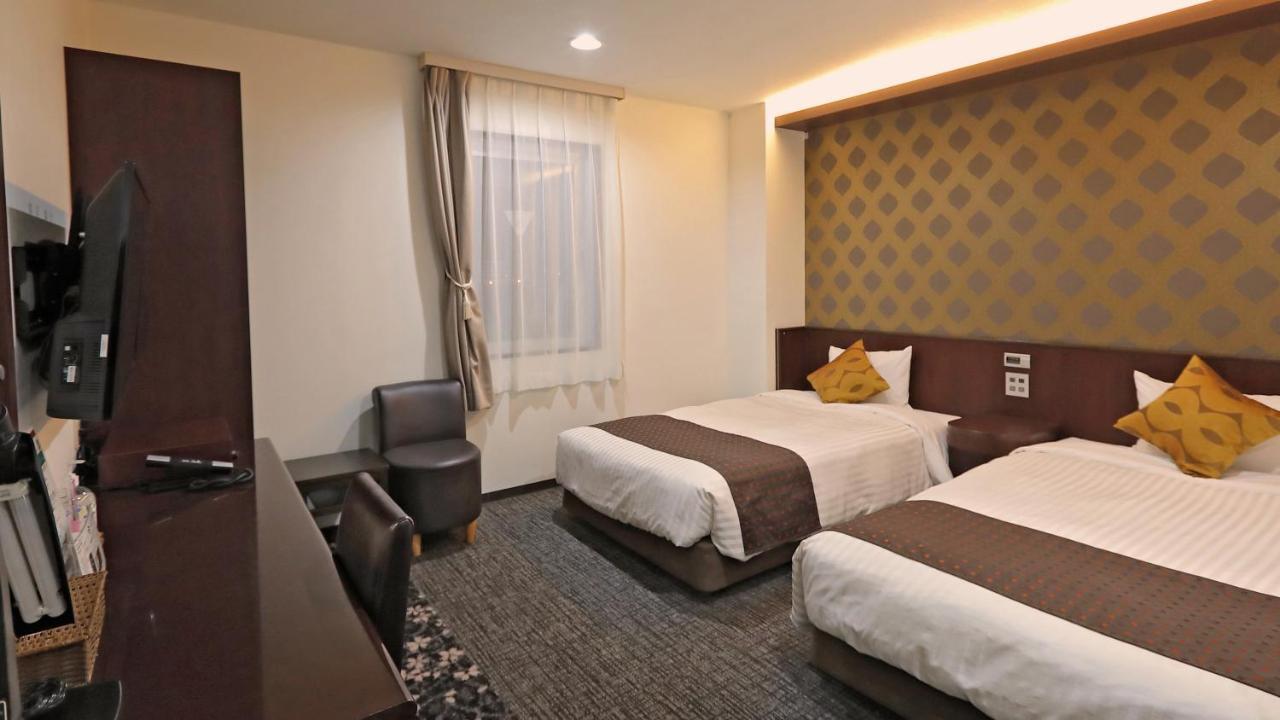 Shinhidaka Hotel Annex Inn מראה חיצוני תמונה
