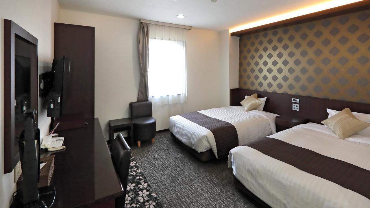 Shinhidaka Hotel Annex Inn מראה חיצוני תמונה