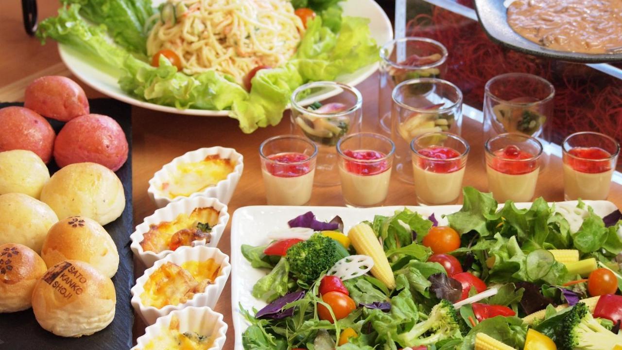 Shinhidaka Hotel Annex Inn מראה חיצוני תמונה