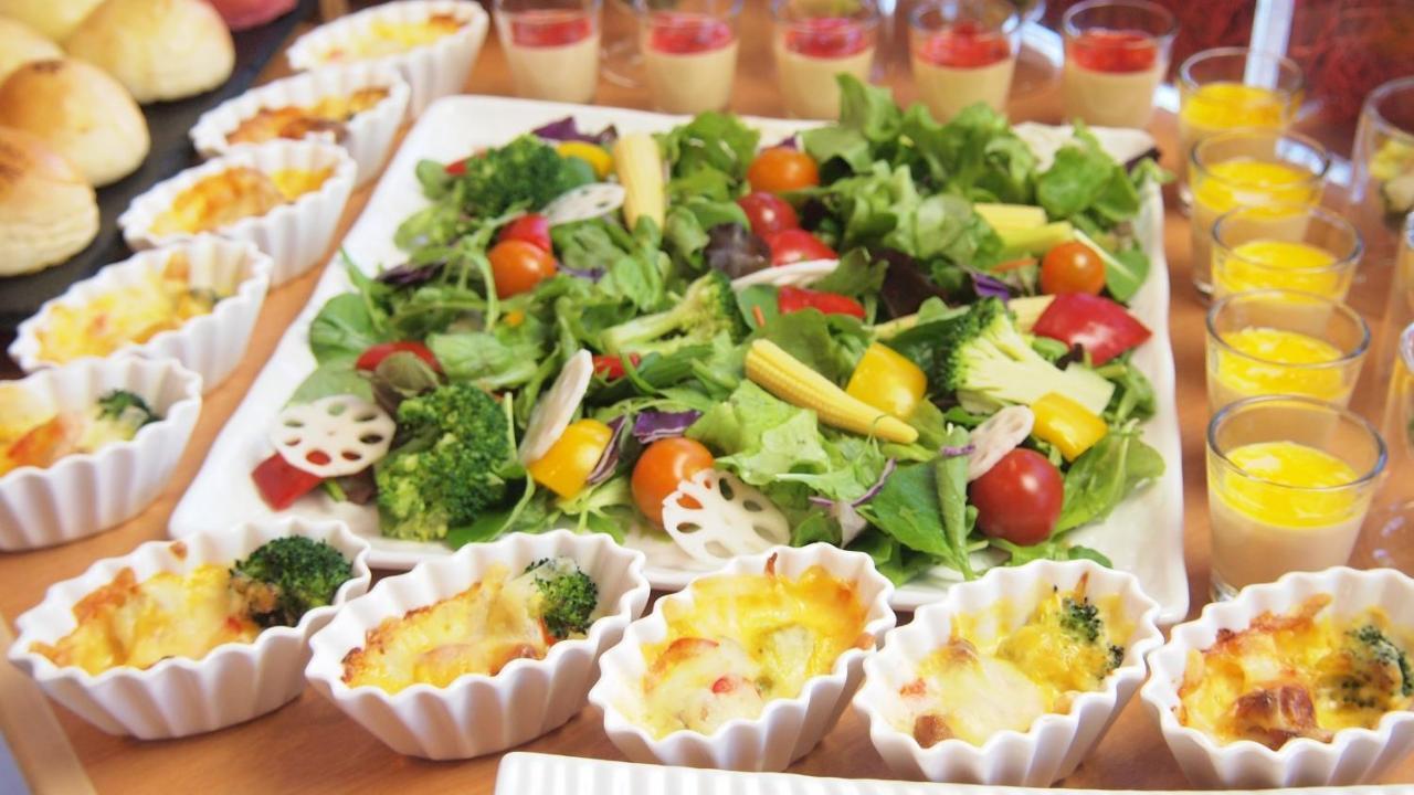 Shinhidaka Hotel Annex Inn מראה חיצוני תמונה